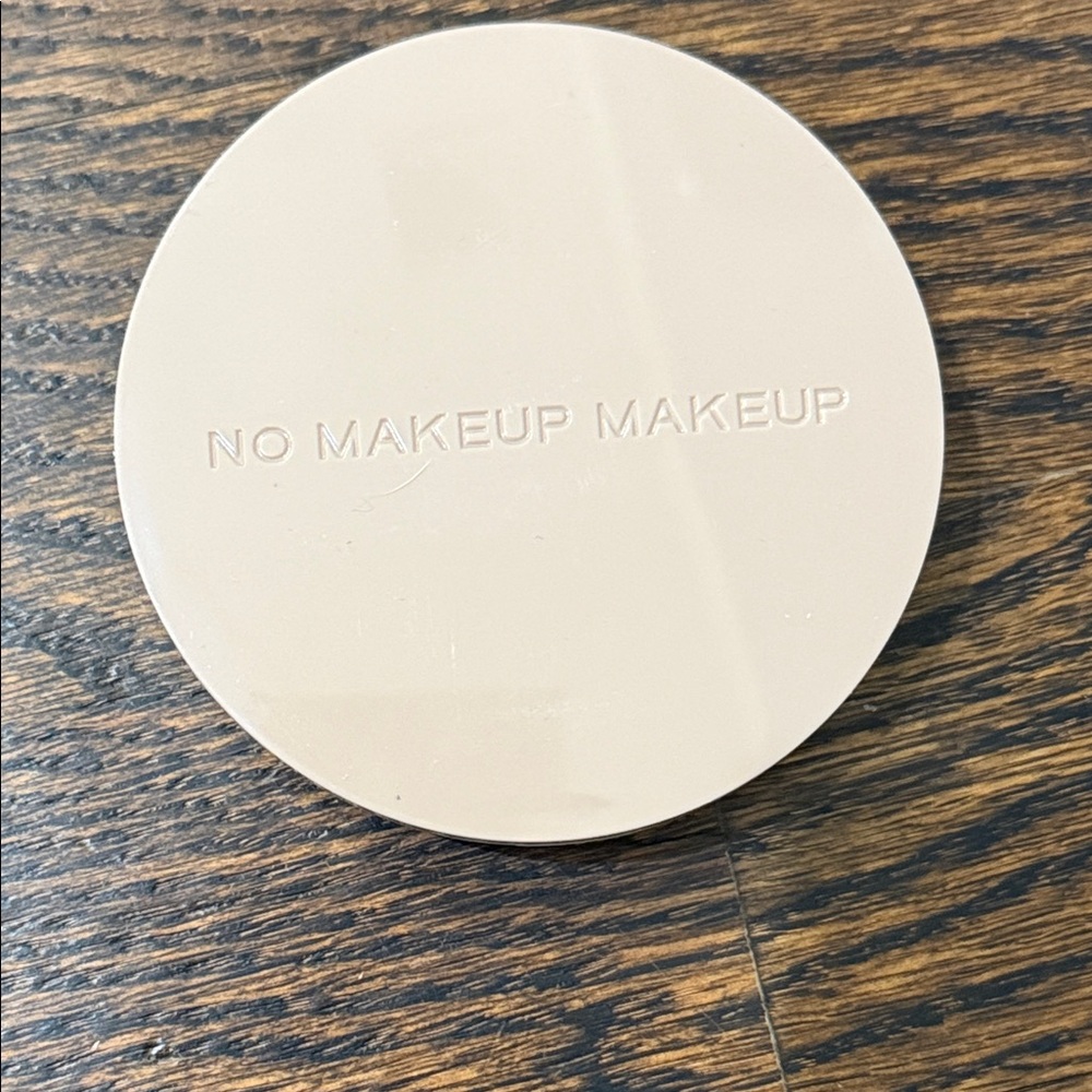 NO MAKEUP MAKEUP® FOUNDATION
Powered by FlexShade Technology color 175 brand new